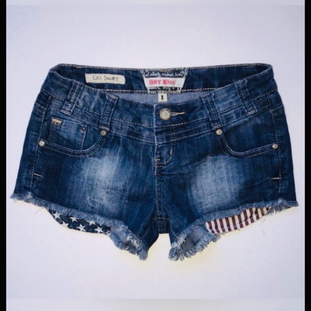 Hot Kiss - Low Rise Cici Flag Shorts